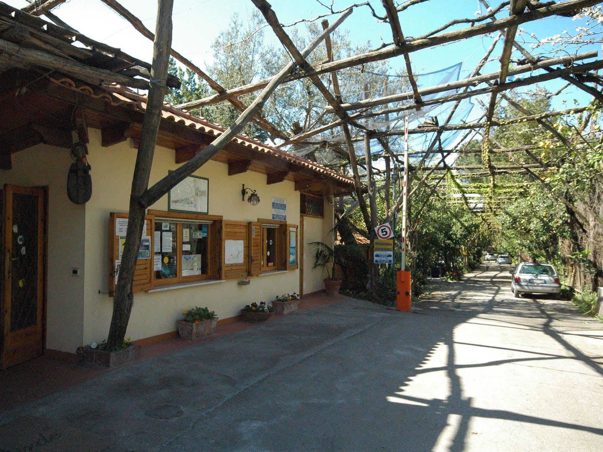 Residence Villaggio Verde Półwysep Sorrentyński Zewnętrze zdjęcie